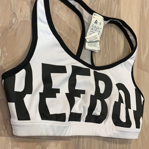 Reebok low support sports bra - Size Medium - Picture 2 of 7
